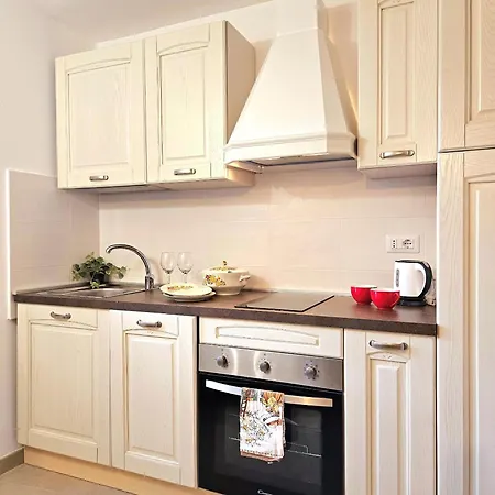 Σπίτι διακοπών Elegante A 2 Minuti Dal Duomo, Casa Estia