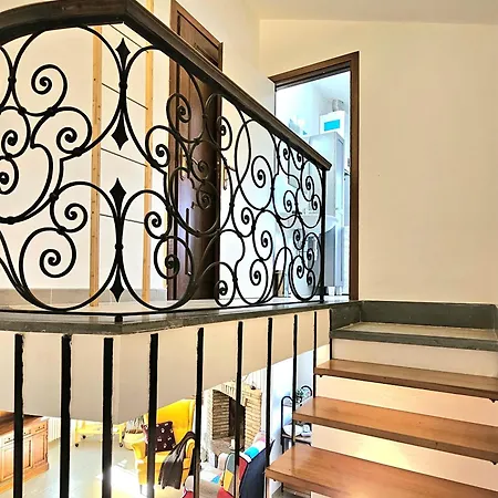 Elegante A 2 Minuti Dal Duomo, Casa Estia *