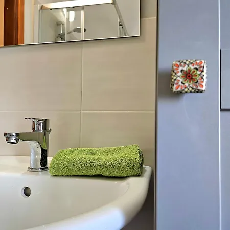 Elegante A 2 Minuti Dal Duomo, Casa Estia Prázdninový dům *