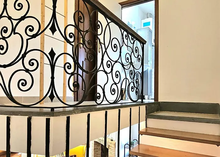 Elegante A 2 Minuti Dal Duomo, Casa Estia *