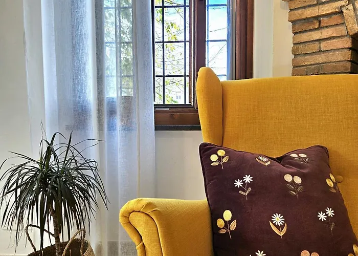 Elegante A 2 Minuti Dal Duomo, Casa Estia بيت للعطل