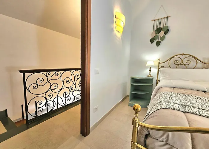 بيت للعطل Elegante A 2 Minuti Dal Duomo, Casa Estia *